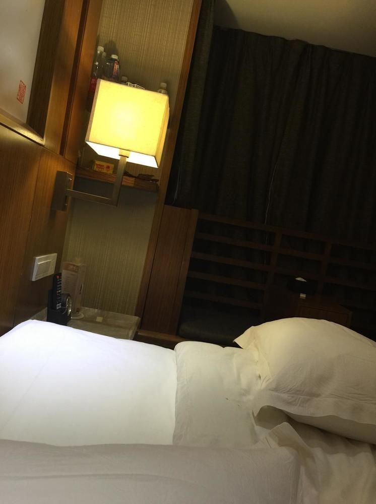 Yannian Lanjing Hotel - Чанша Екстер'єр фото