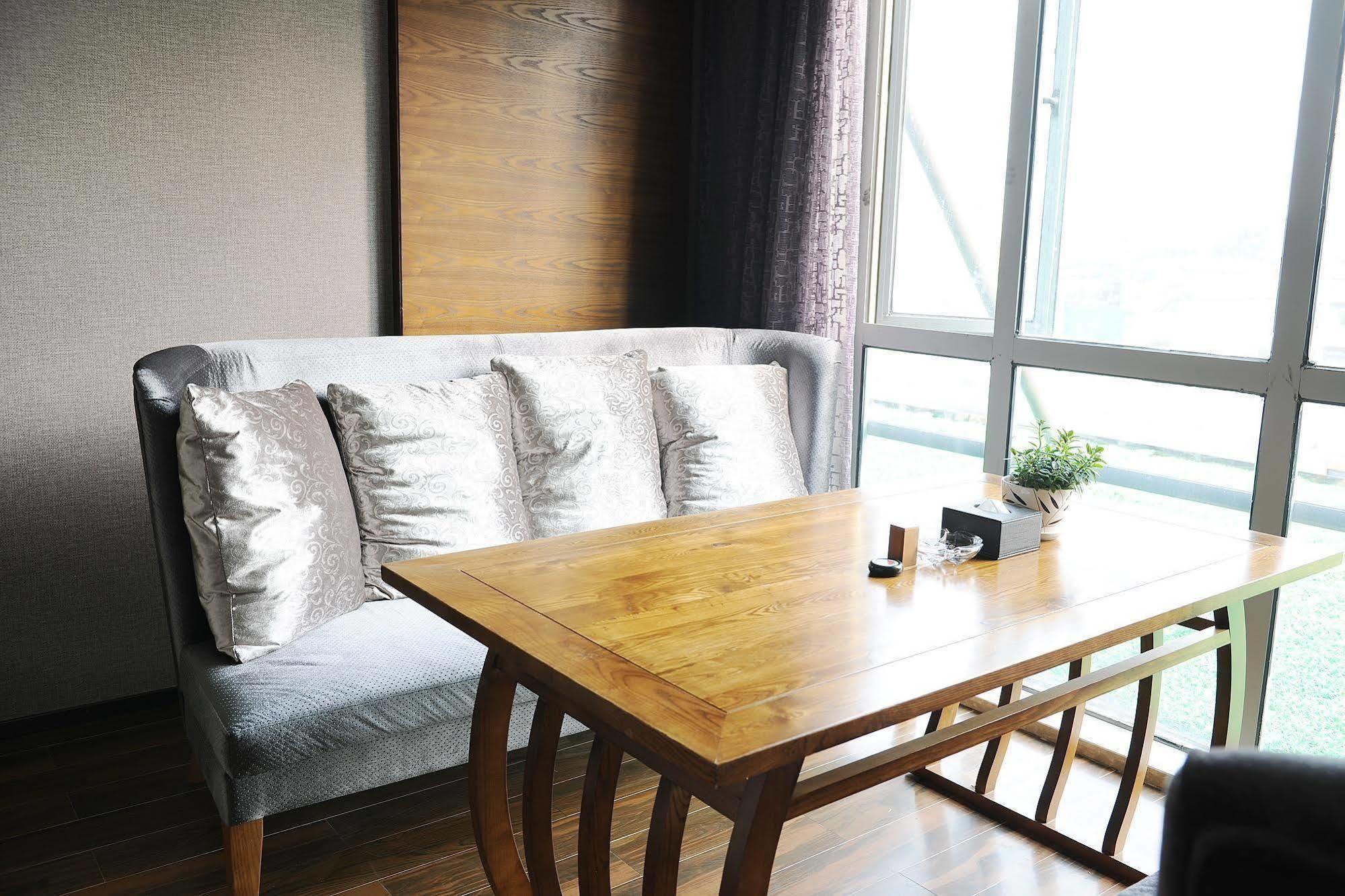 Yannian Lanjing Hotel - Чанша Екстер'єр фото